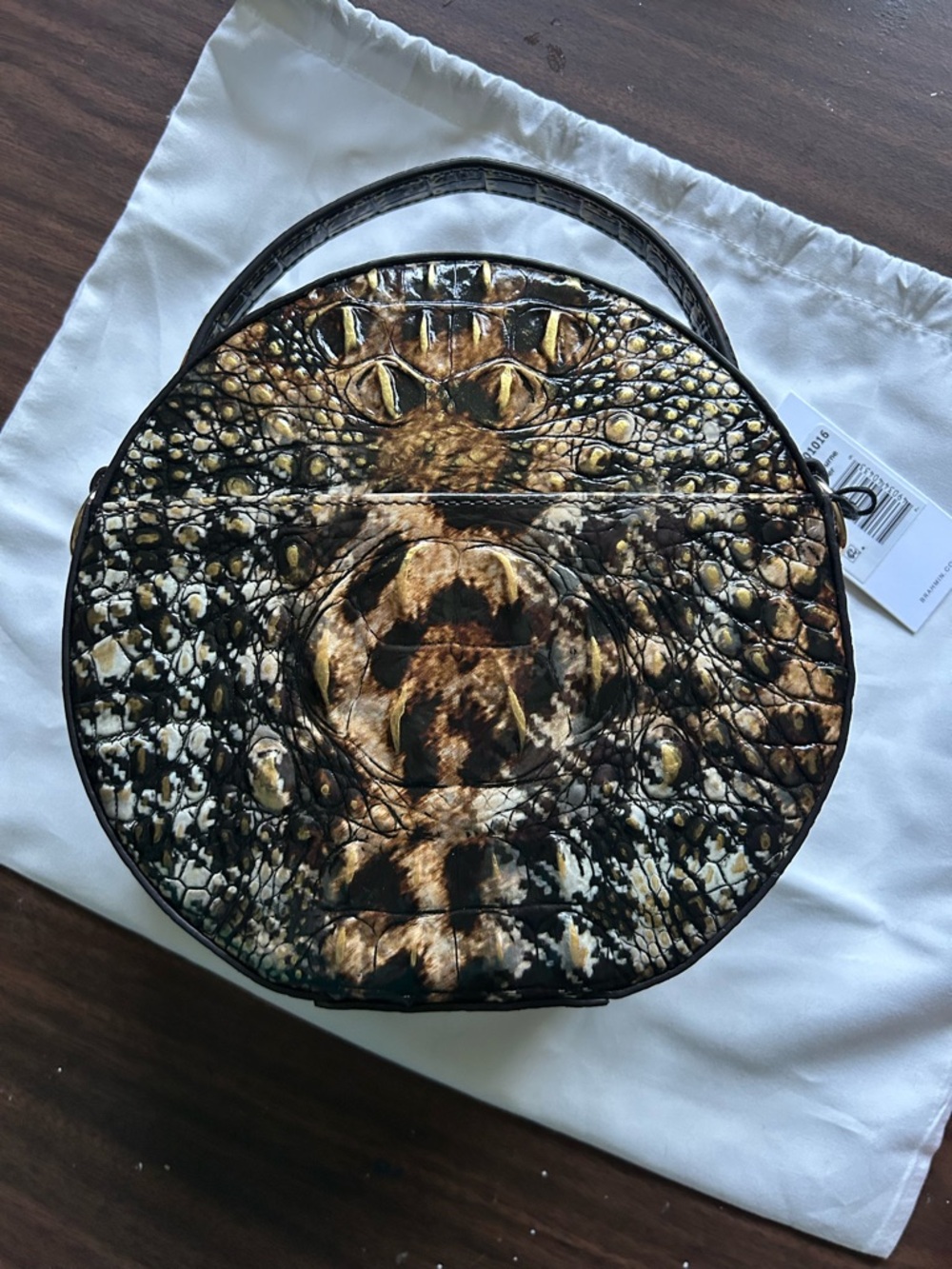 Brahmin Lane Untamed round crossbody - Picture 3 of 4